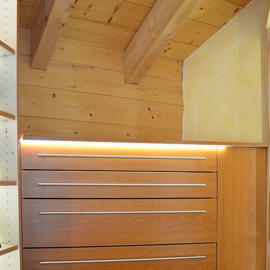 Begehbarer Kleiderschrank Begehbarer Kleiderschrank