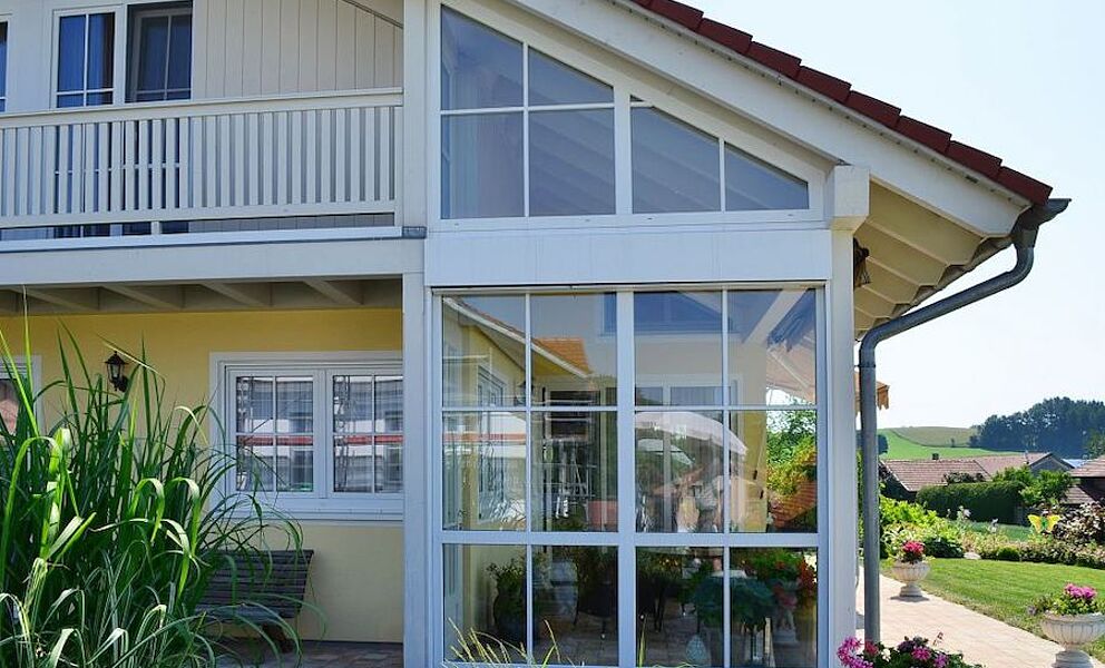 Terrassenverglasung - Schreinerei Josef Schneider Kirchdorf