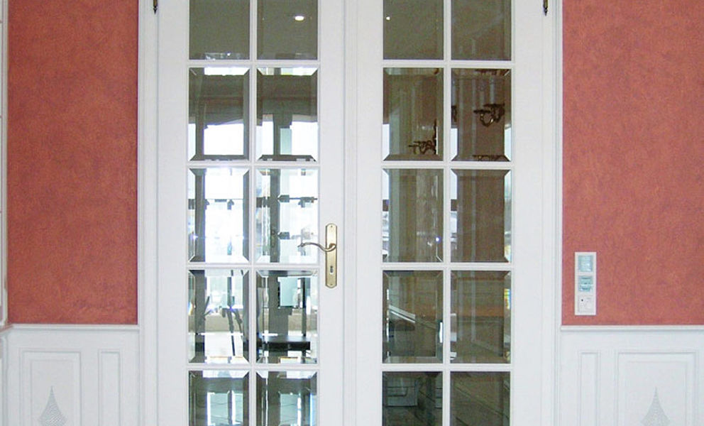 zweiflügelige Zimmertüre in Weißlack - Schreinerei Josef Schneider Kirchdorf