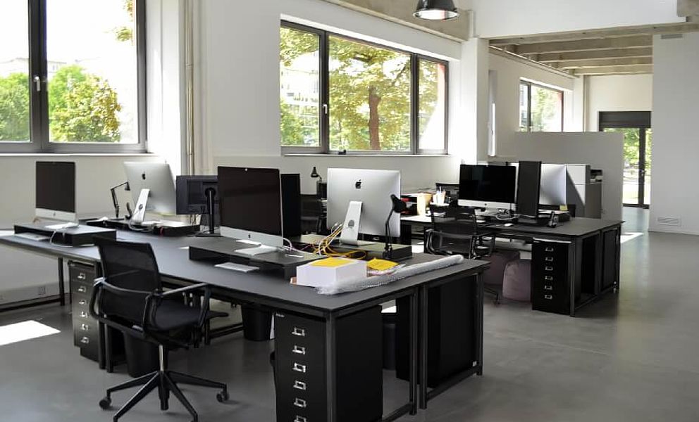 Schreibtisch Bürocontainer Arbeitsplatz Tisch Schneider Josef Schreiner München