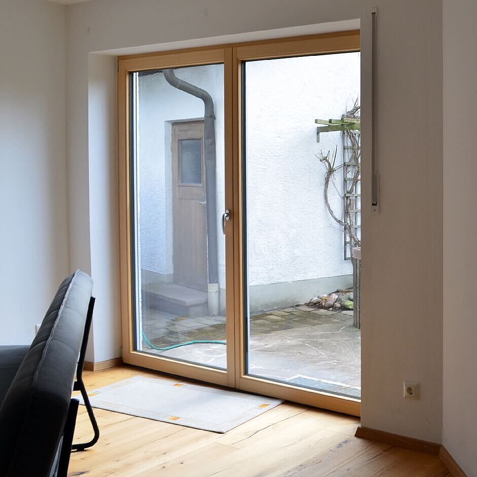 Fenstertüre in Holz-Alu
