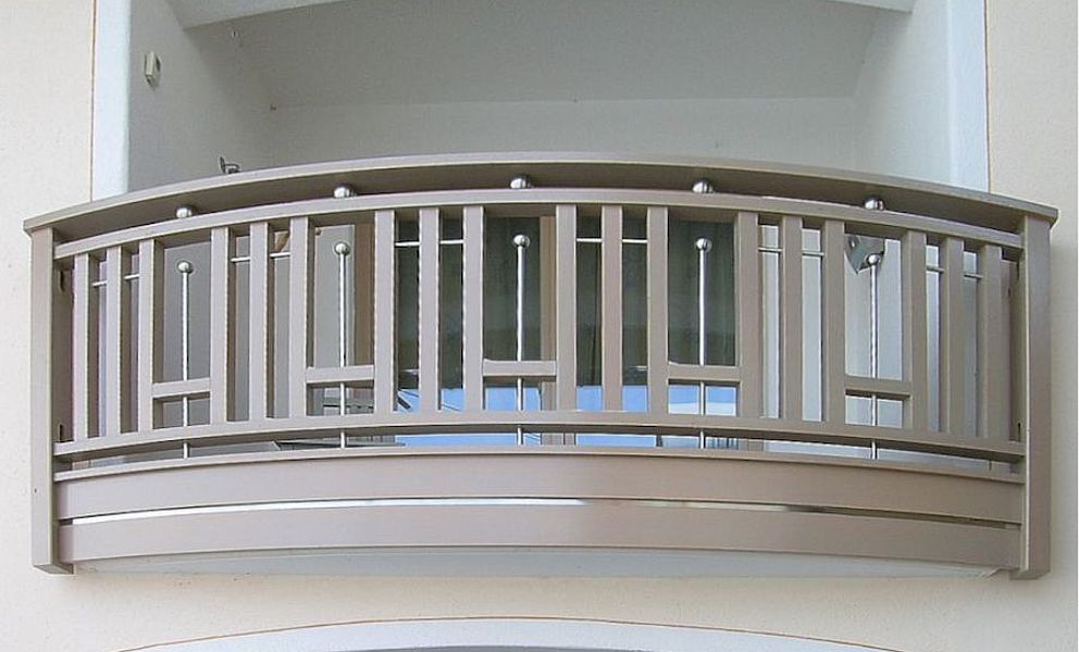Balkon Holz und Metall - Schreinerei Josef Schneider Kirchdorf