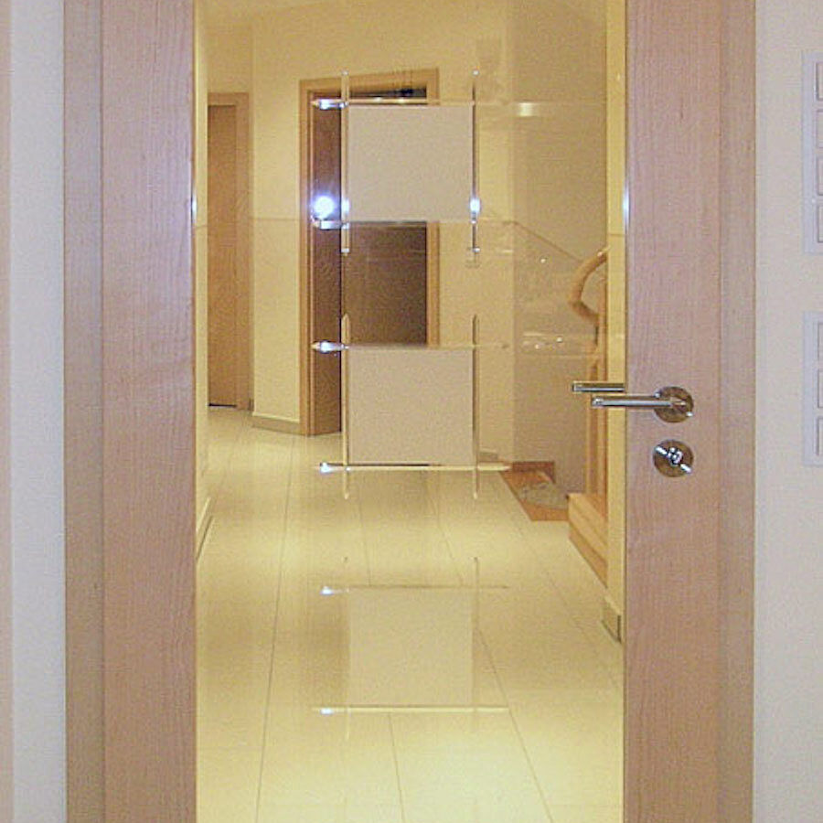Zimmertüre mit großer Glasfüllung in Ahorn Zimmertüre mit großer Glasfüllung in Ahorn